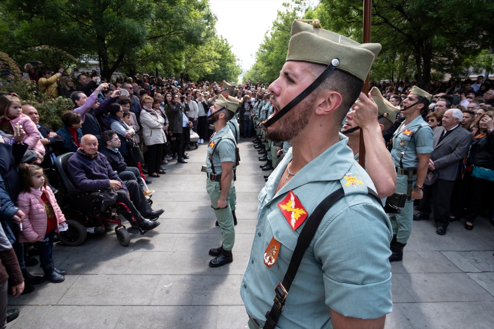 Los legionarios estarán esta tarde tras la cruz de guía de la cofradía de los Ferroviarios