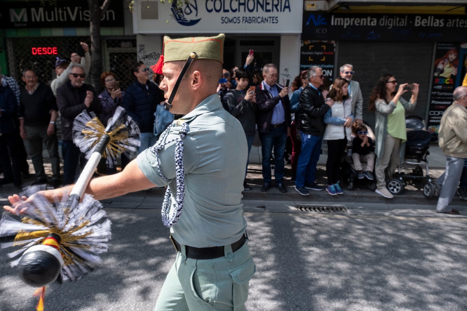 Los legionarios estarán esta tarde tras la cruz de guía de la cofradía de los Ferroviarios