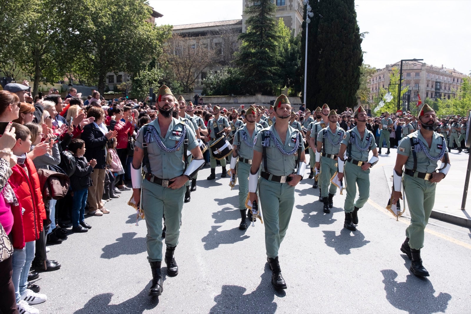 Los legionarios estarán esta tarde tras la cruz de guía de la cofradía de los Ferroviarios