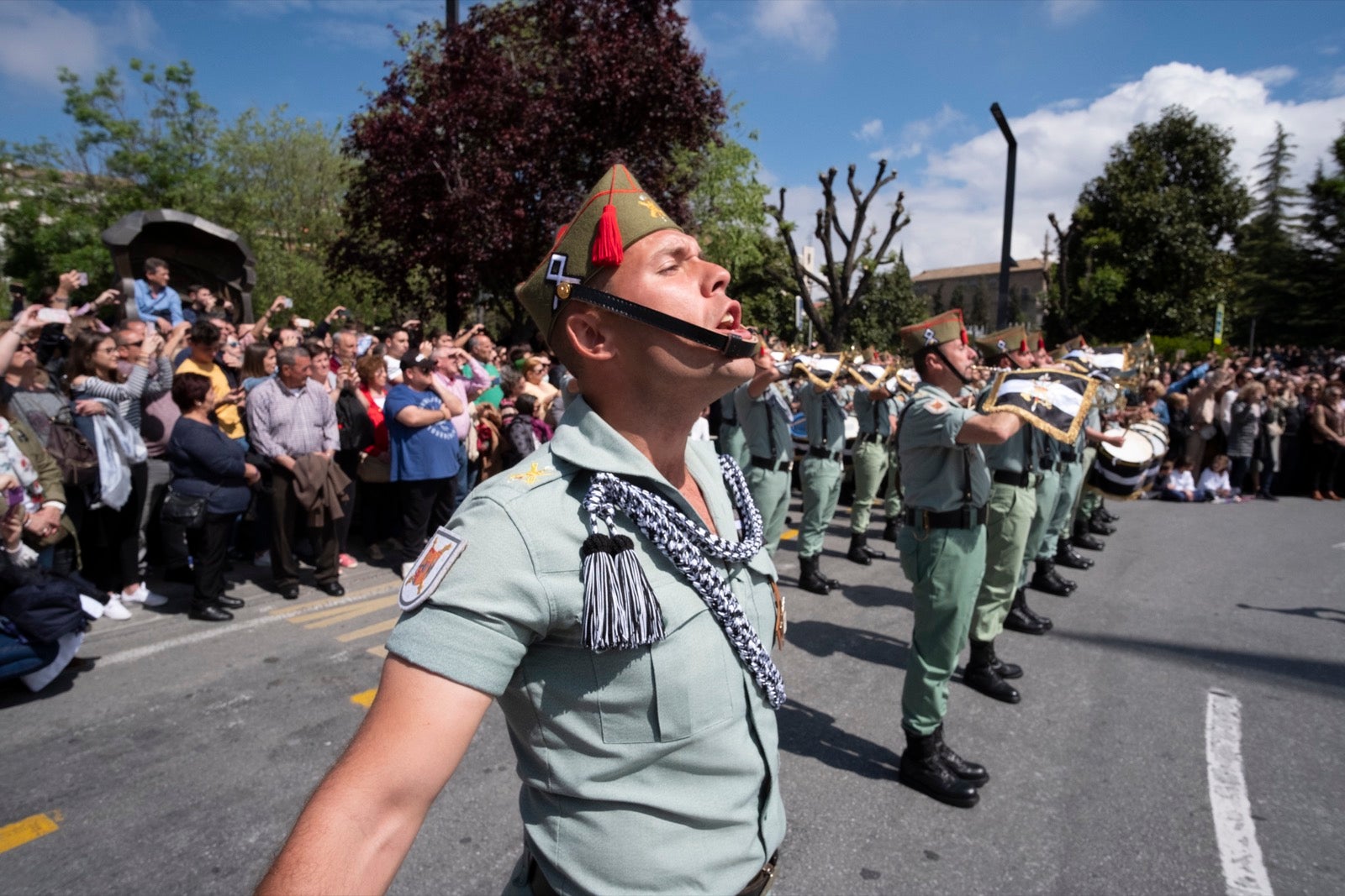 Los legionarios estarán esta tarde tras la cruz de guía de la cofradía de los Ferroviarios