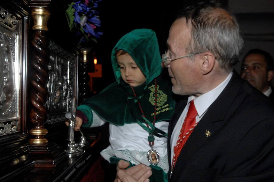 La Hermandad de Jesús del Ecce-Homo y María Santísima de la Salud y Esperanza la fundo José Manuel Pérez Ojeda en 1975