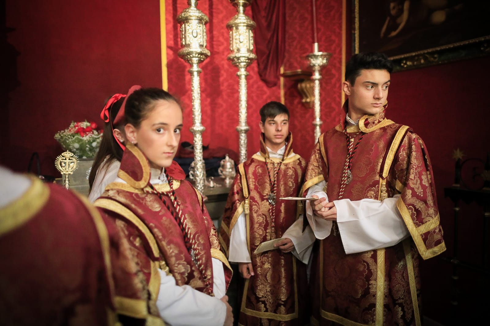 Favores, preparado para bajar de la iglesia de San Cecilio