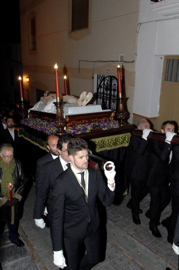 La Semana Mayor en este turístico, interesante, famoso y precioso pueblo de la Alpujarra se manifiesta con una honda espiritualidad en todas las cofradías y manifestaciones religiosas