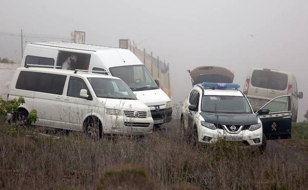 Dispositivo de búsqueda de la mujer y el niño desparecidos en Adeje (Tenerife).