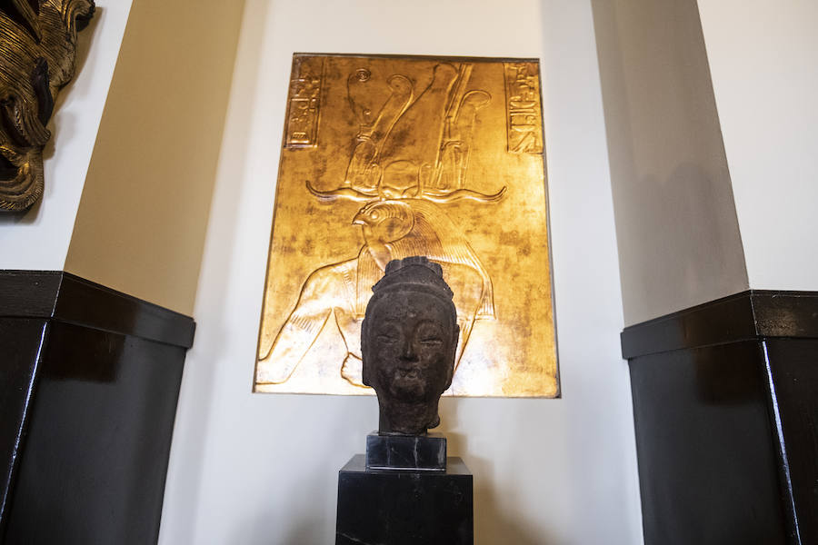 Estos son los 'tesoros' que guarda esta biblioteca