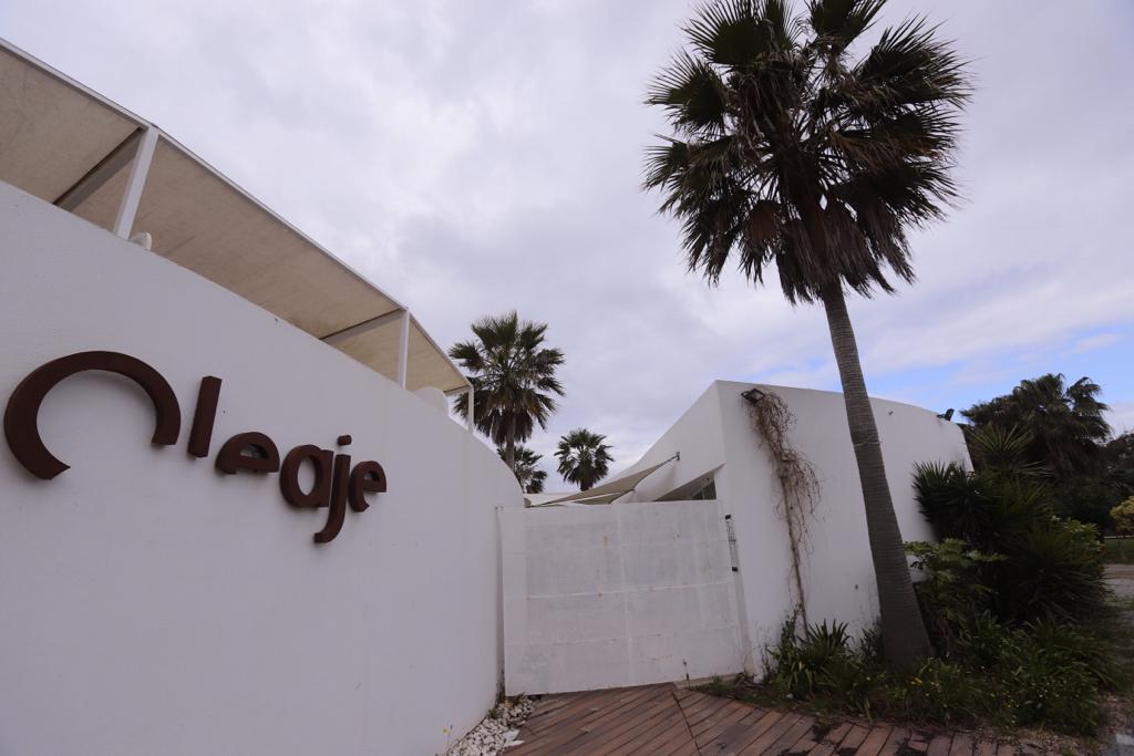 El portal de compra-venta y una inmobiliaria de la zona ofertan un establecimiento por 800.000 euros, cuyo suelo quiere recuperar el Ayuntamiento de Motril