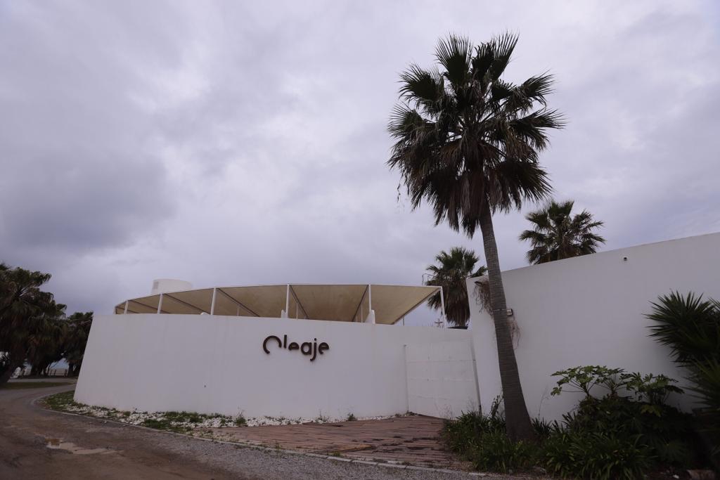 El portal de compra-venta y una inmobiliaria de la zona ofertan un establecimiento por 800.000 euros, cuyo suelo quiere recuperar el Ayuntamiento de Motril