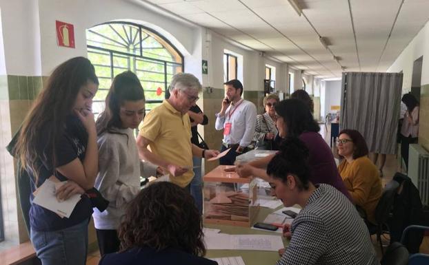 Los lojeños han votado menos que en 2016 en lo que va de jornada