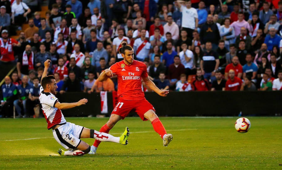 Las mejores imágenes del partido de la 35ª jornada entre el Rayo Vallecano y el Real Madrid. 