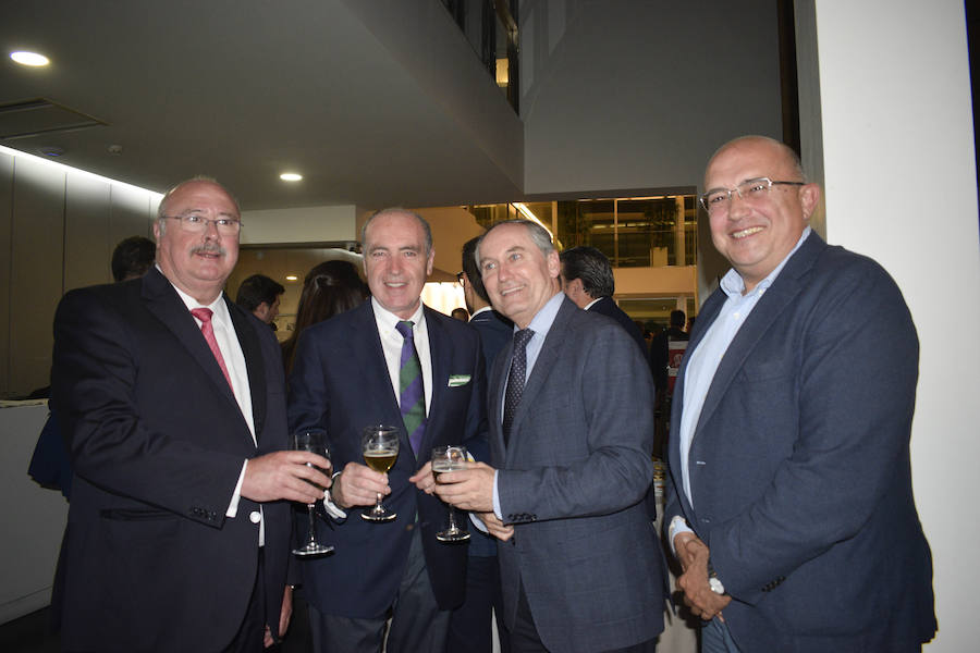 La Cámara de Comercio ha sido la sede de esta gala en la que se reconoce a empresas, colectivos y personas vinculadas a la agricultura y la ganadería de la provincia