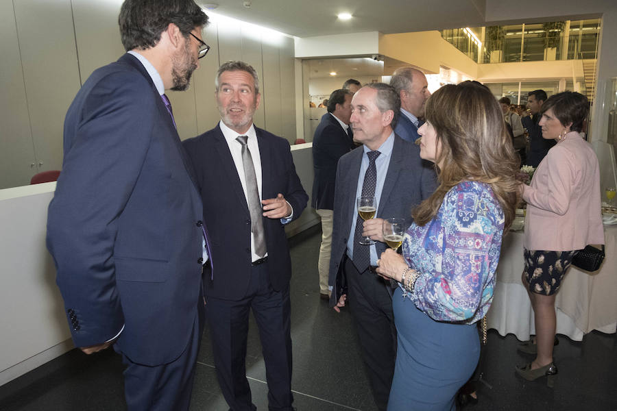 La Cámara de Comercio ha sido la sede de esta gala en la que se reconoce a empresas, colectivos y personas vinculadas a la agricultura y la ganadería de la provincia