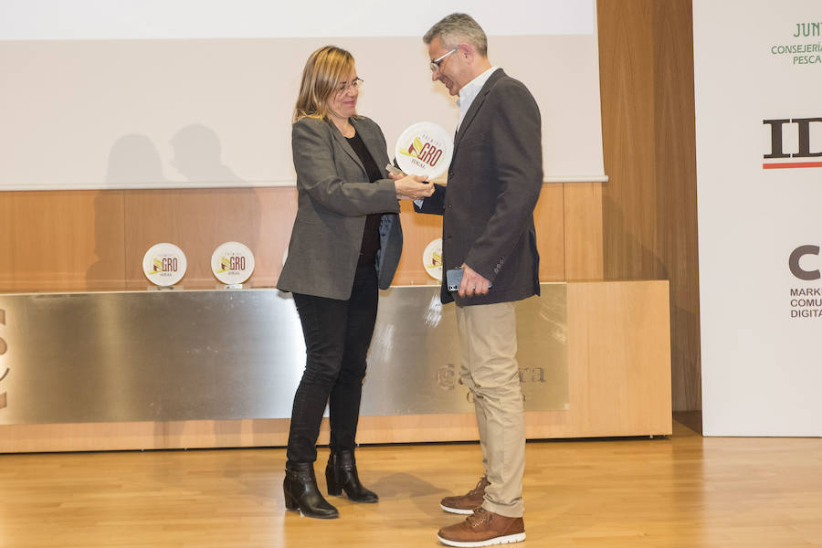 La Cámara de Comercio ha sido la sede de esta gala en la que se reconoce a empresas, colectivos y personas vinculadas a la agricultura y la ganadería de la provincia