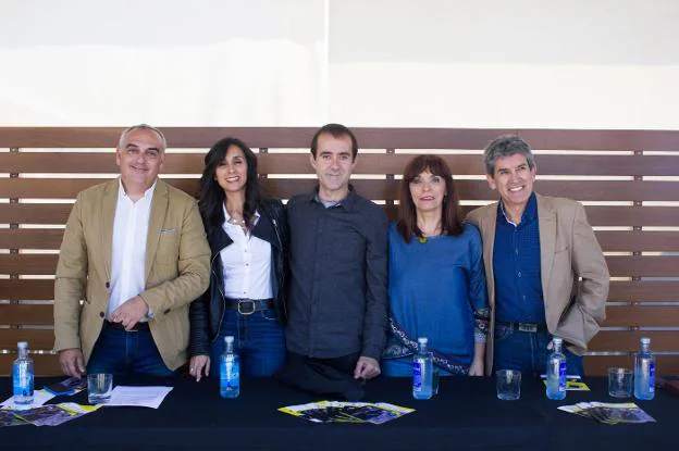 Directores y organizadores del segundo Ciclo de Teatro de Autores Almerienses que tendrá lugar en la EMMA.
