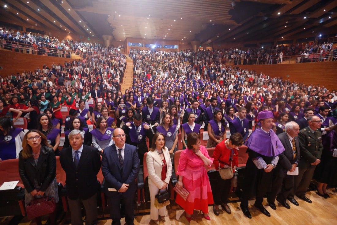 La facultad de Farmacia celebra su graduación 