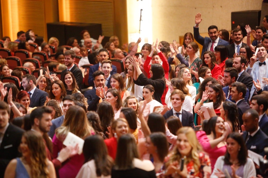La facultad de Farmacia celebra su graduación 