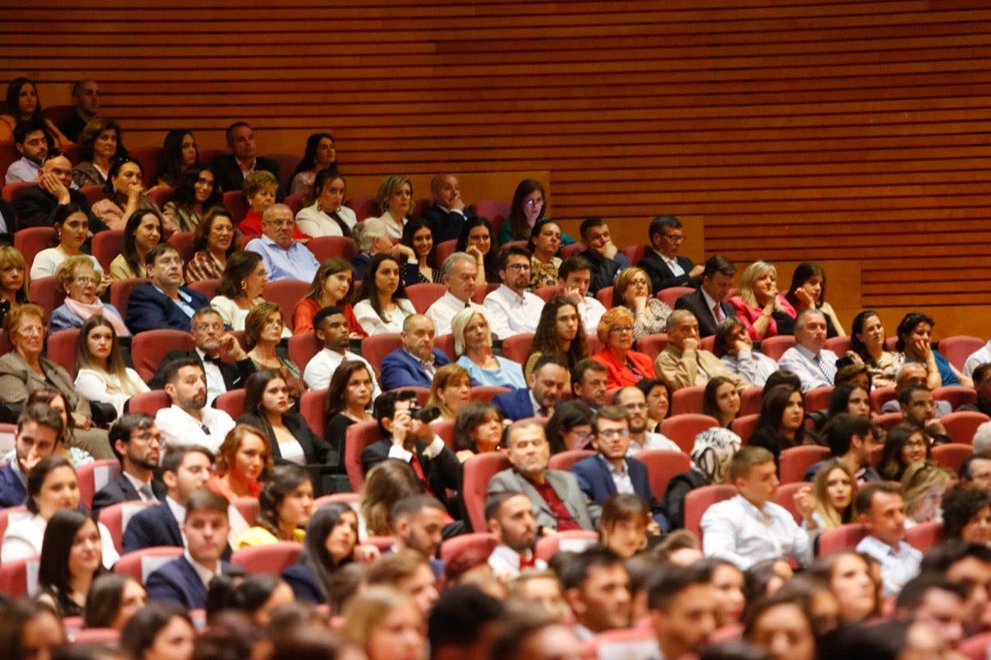 La facultad de Farmacia celebra su graduación 