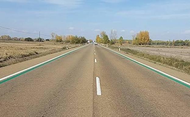 ¿Qué significan estas líneas verdes que la DGT empieza a usar en las carreteras españolas?