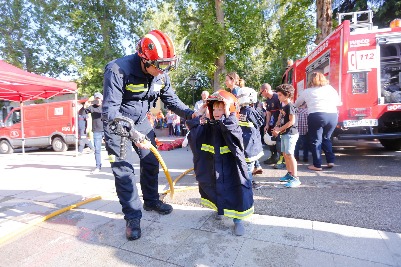 Fotos: Las mejores imágenes de la Noche en Blanco 2019 en Granada