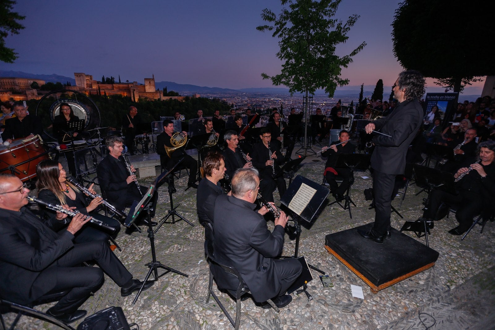 Fotos: Las mejores imágenes de la Noche en Blanco 2019 en Granada