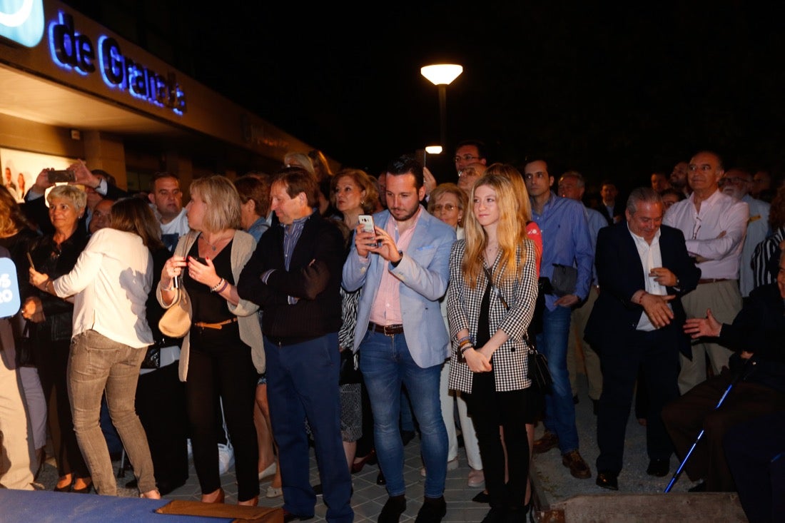 El líder del PP local vino acompañado de 