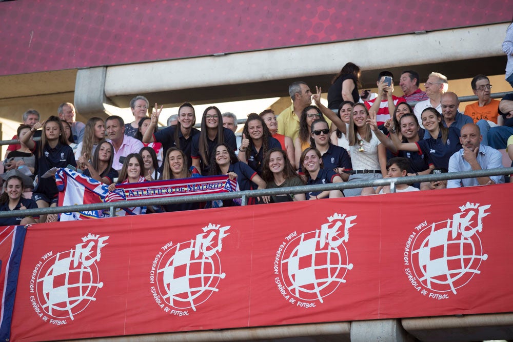 ¿Estuviste en el partido del final de la Copa de la Reina? Búscate en las gradas