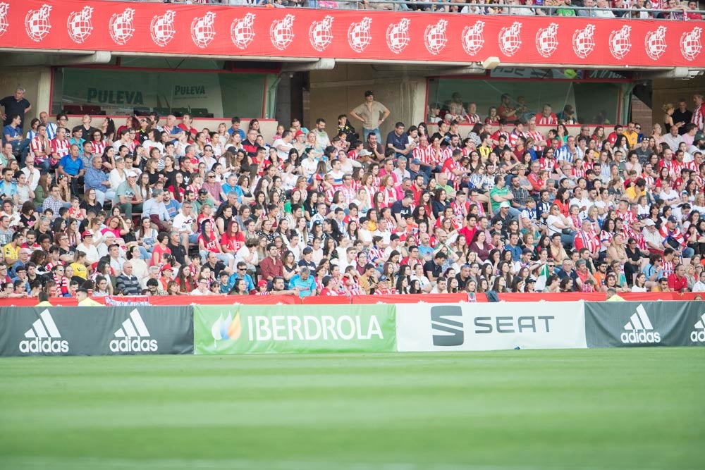 ¿Estuviste en el partido del final de la Copa de la Reina? Búscate en las gradas