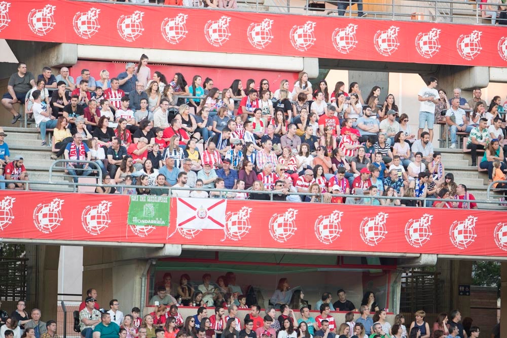 ¿Estuviste en el partido del final de la Copa de la Reina? Búscate en las gradas