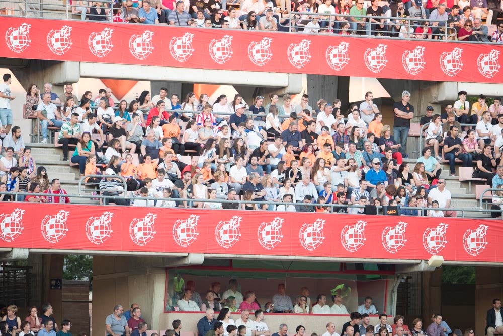¿Estuviste en el partido del final de la Copa de la Reina? Búscate en las gradas