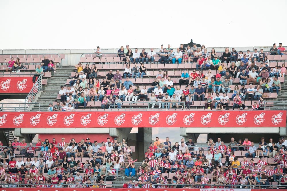 ¿Estuviste en el partido del final de la Copa de la Reina? Búscate en las gradas