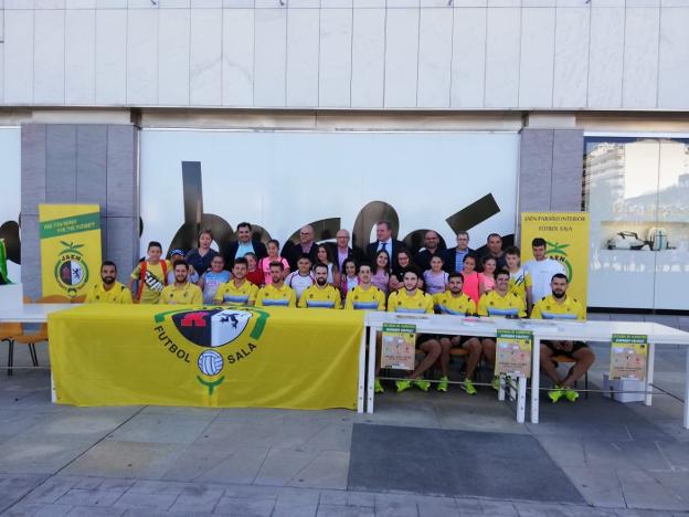 Los escolares disfrutaron de una mañana saludable de deporte.