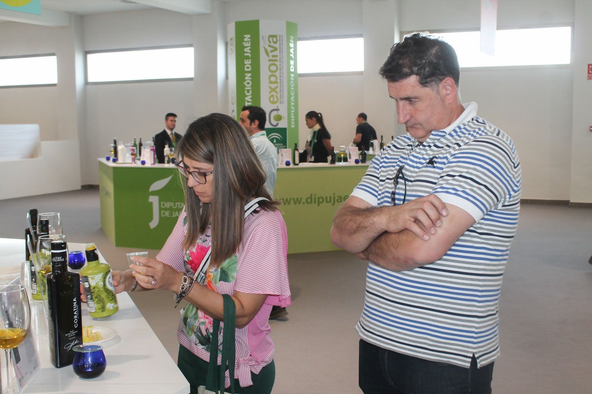 Gran ambiente en la feria expoliva durante su tercera jornada
