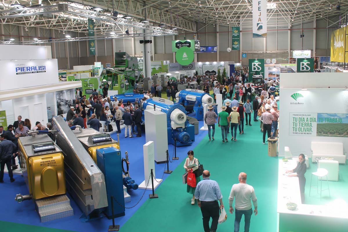 Gran ambiente en la feria expoliva durante su tercera jornada