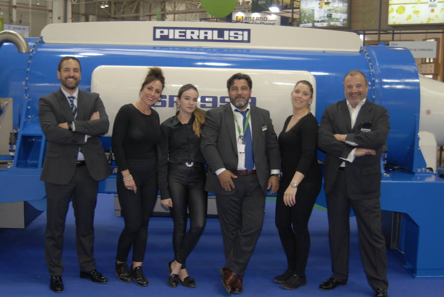 Gran ambiente en la feria expoliva durante su tercera jornada