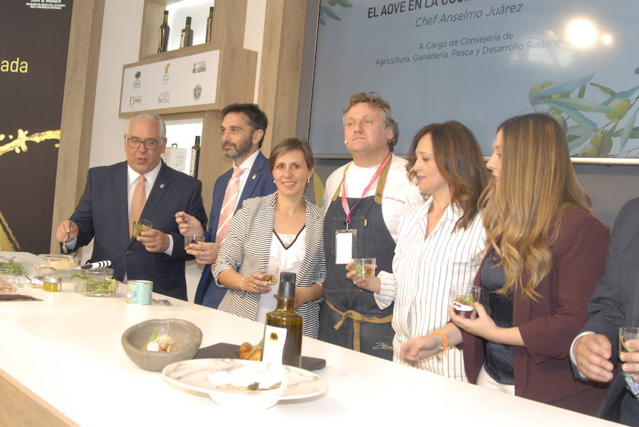 Gran ambiente en la feria expoliva durante su tercera jornada