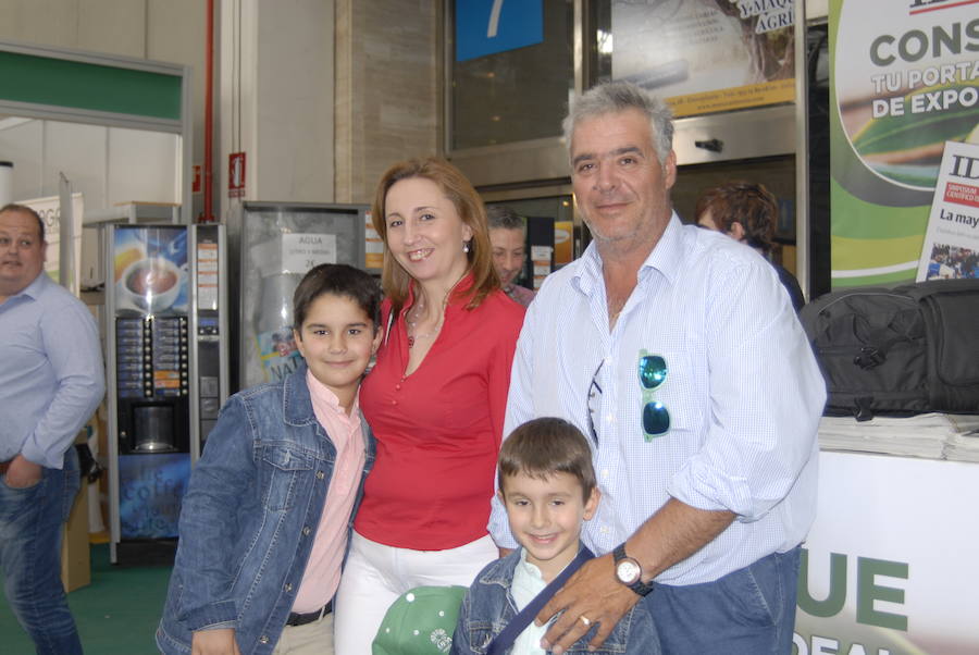 Gran ambiente en la feria expoliva durante su tercera jornada
