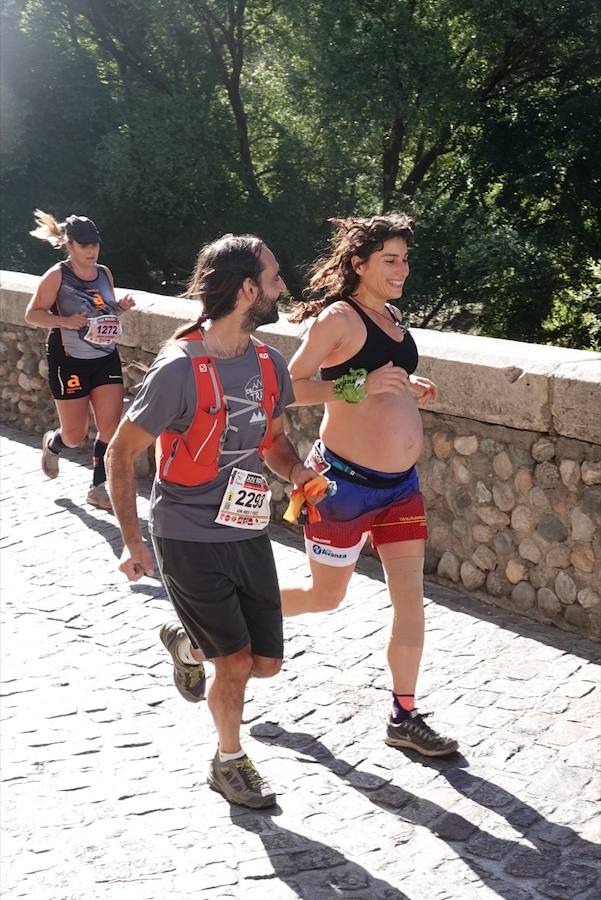 Un total de 13.1 kilómetros, dos menos que la pasada edición, y un desnivel acumulado de 207 metros de auténtica belleza por los barrios del Albaicín y el Sacromonte, dejando la Alhambra a la espalda, sin dejar de recorrer también los espacios más emblemáticos de la capital