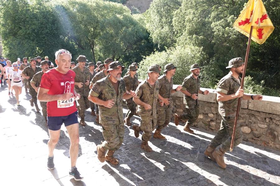 Un total de 13.1 kilómetros, dos menos que la pasada edición, y un desnivel acumulado de 207 metros de auténtica belleza por los barrios del Albaicín y el Sacromonte, dejando la Alhambra a la espalda, sin dejar de recorrer también los espacios más emblemáticos de la capital