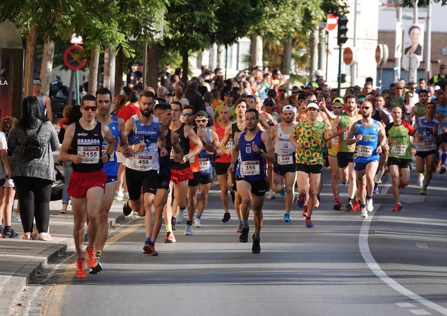 Un total de 13.1 kilómetros, dos menos que la pasada edición, y un desnivel acumulado de 207 metros de auténtica belleza por los barrios del Albaicín y el Sacromonte, dejando la Alhambra a la espalda, sin dejar de recorrer también los espacios más emblemáticos de la capital