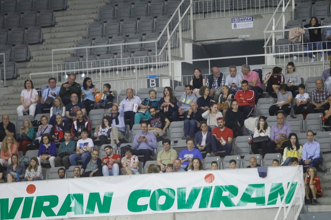 Aquí puedes ver una selección de las mejores imágenes de las gradas del Covirán-Iberojet Palma