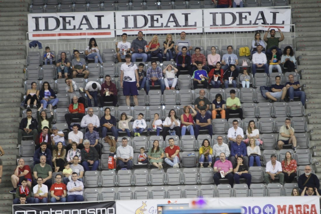 Aquí puedes ver una selección de las mejores imágenes de las gradas del Covirán-Iberojet Palma