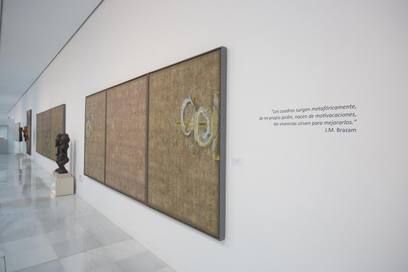 Esta mañana se ha celebrado en el Ayuntamiento el acto de donación del legado del pintor José Manuel Brazam a la ciudad de Granada. Más de 4.000 piezas donde se incluye una colección de arte africano única en España