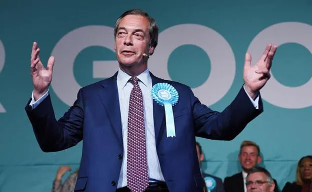 Una velada casi revolucionaria con Nigel Farage