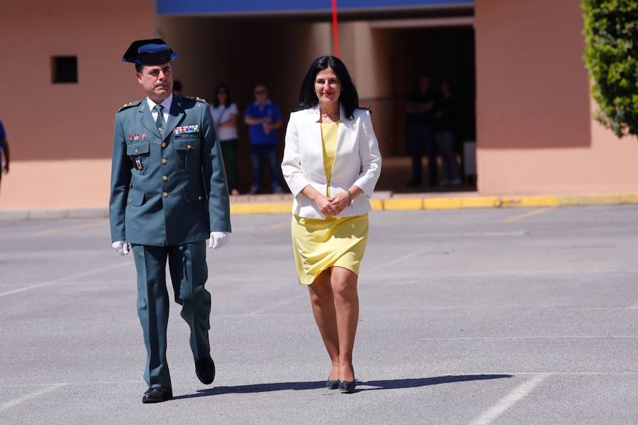 Además de la lectura del extracto de los decretos fundacionales del Cuerpo, la jornada ha servico para imponer las condecoraciones concedidas al personal de las unidades de la provincia