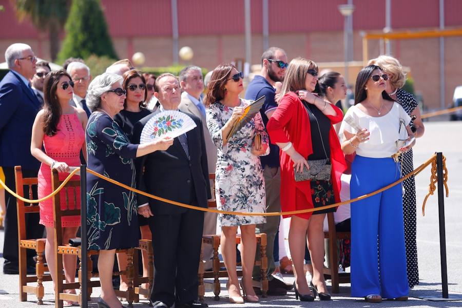 Además de la lectura del extracto de los decretos fundacionales del Cuerpo, la jornada ha servico para imponer las condecoraciones concedidas al personal de las unidades de la provincia