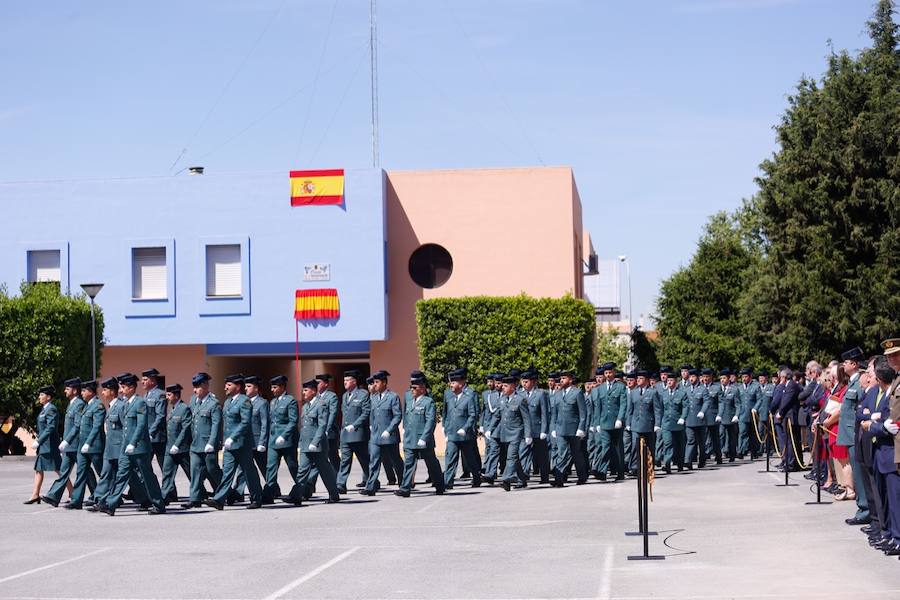 Además de la lectura del extracto de los decretos fundacionales del Cuerpo, la jornada ha servico para imponer las condecoraciones concedidas al personal de las unidades de la provincia