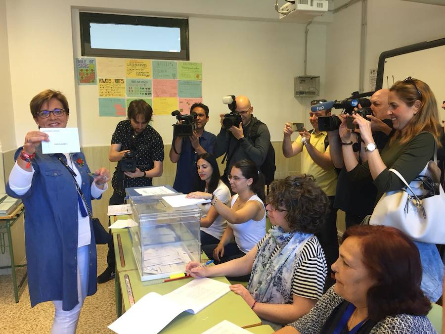 Fotos: Las imágenes de la jornada electoral en Almería