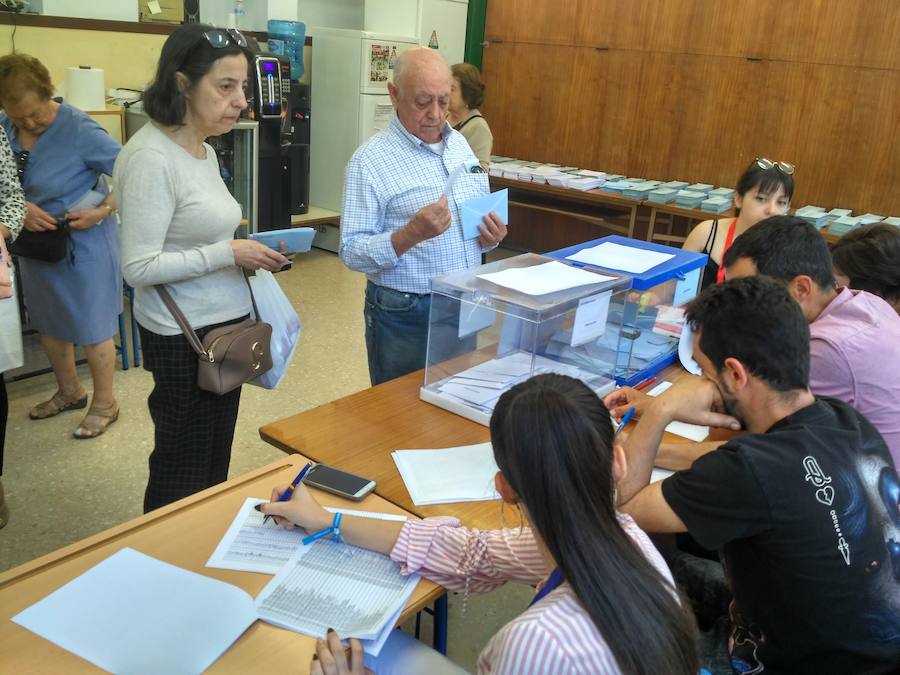 Fotos: Las imágenes de la jornada electoral en Almería