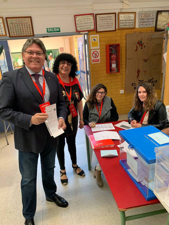 Fotos: Las imágenes de la jornada electoral en Almería