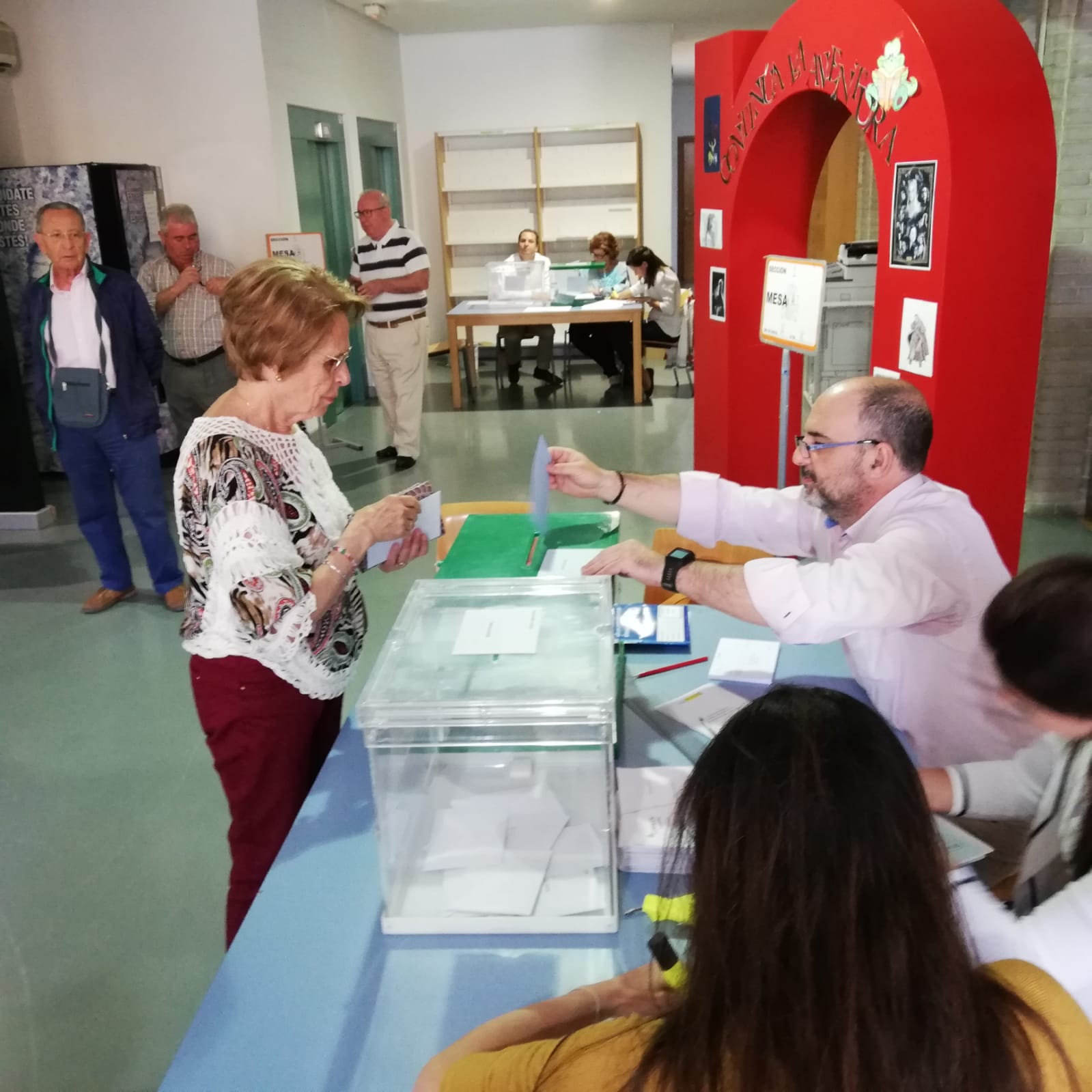 Fotos: La jornada electoral en Jaén del 26M, foto a foto