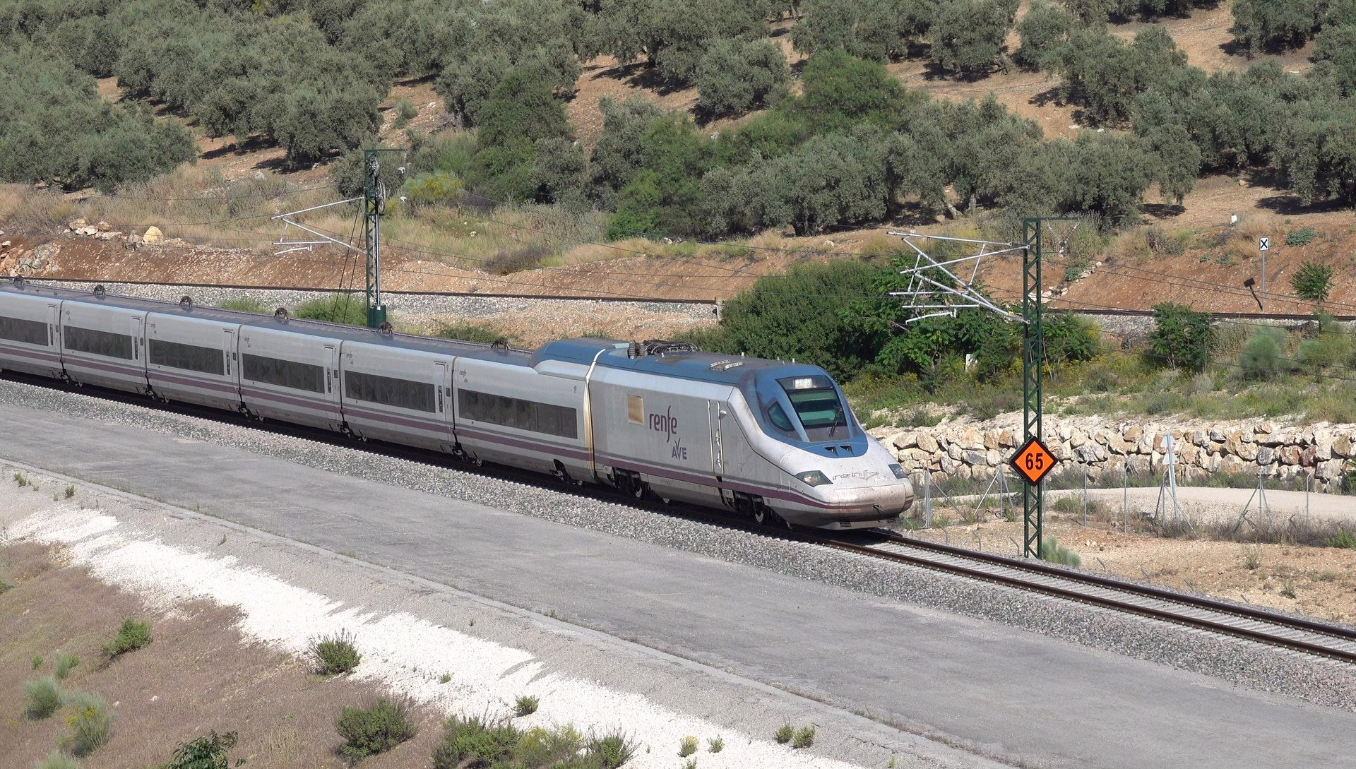 Los tests de fiabilidad avanzan con la previsión de completar los viajes entre Granada y Antequera en un tiempo inferior a los 50 minutos